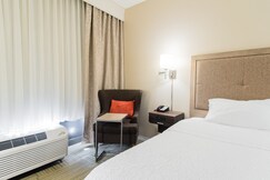 Hampton Inn Caryville
