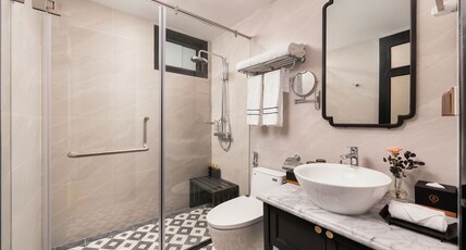 The Haron Hanoi Boutique Hotel Room Type - SUITE WITH BALCONY