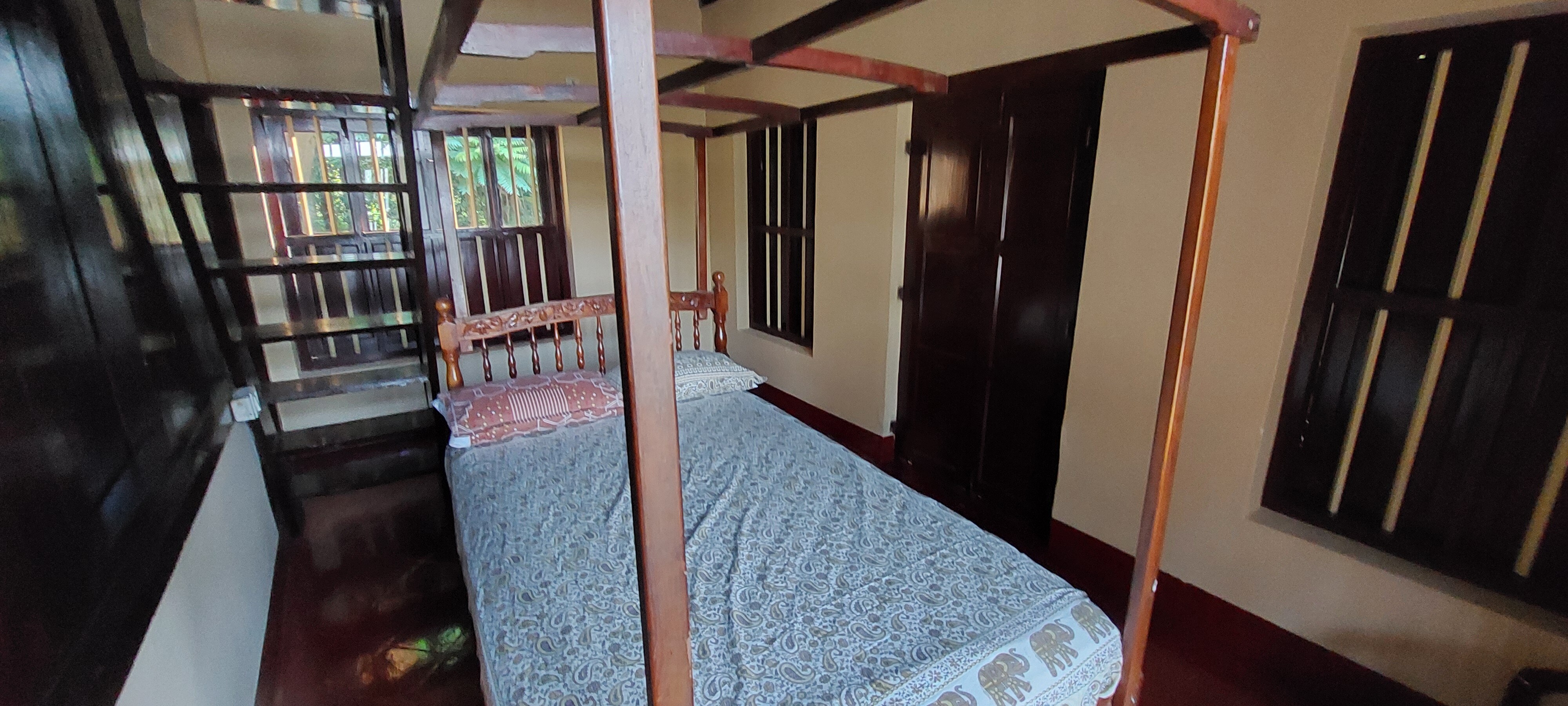 K Nest Homestay 2BHK - Tap to explore photos
