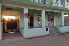 RIYA HOME STAY