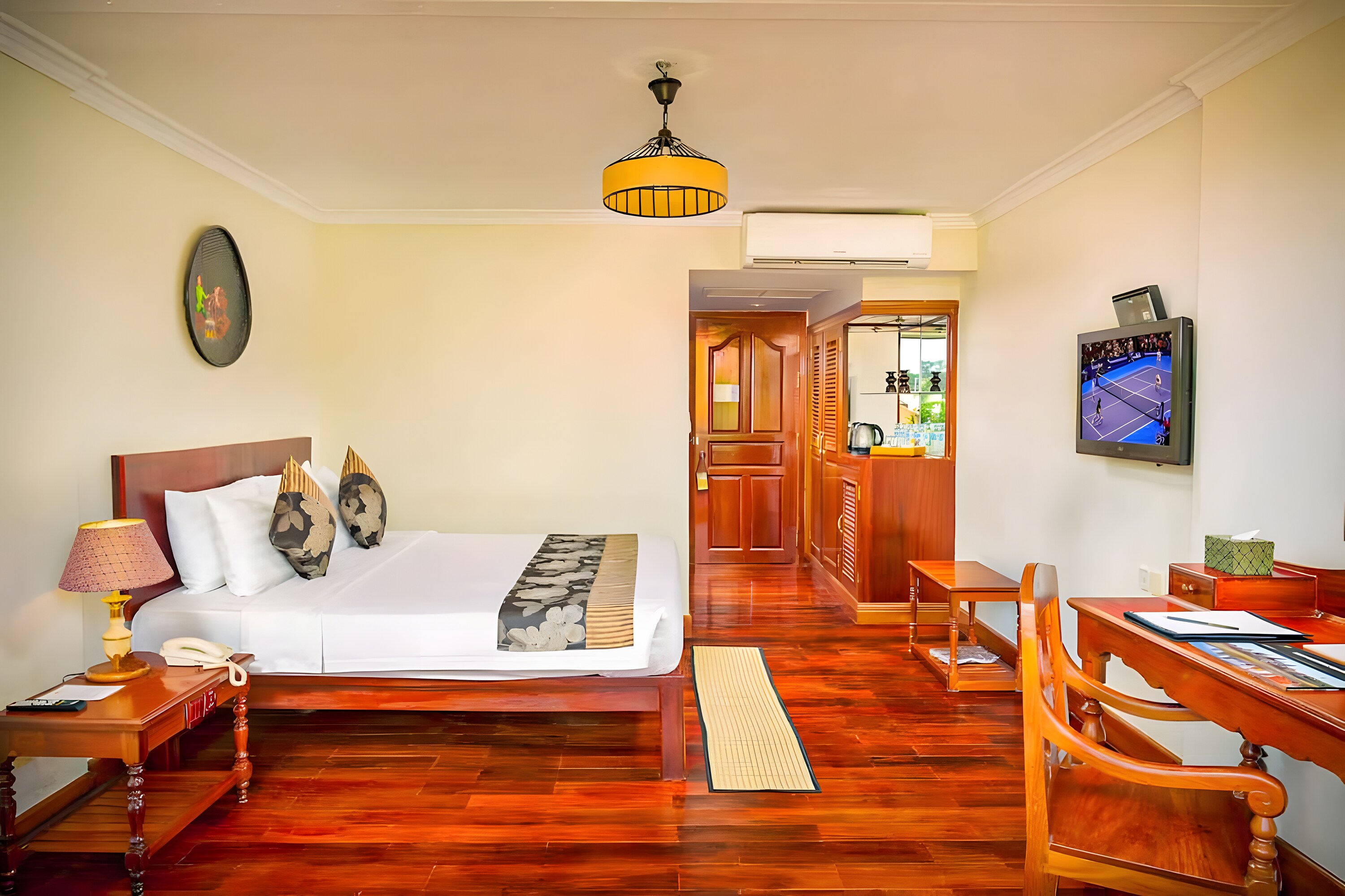 ANGKOR TRAILS Residence - Tap to explore photos