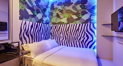 ibis budget Singapore Bugis Room Type - Standard Theme Room with 1 Double Bed