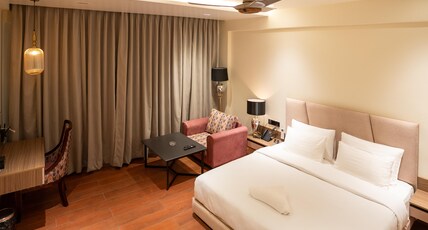 HOTEL ROYAL RAMA Room Type - Executive Business Room