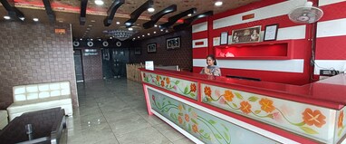 Oasis Hotel and Restaurant