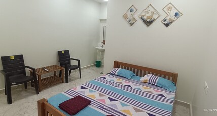 Shri Lawn Park Inn Room Type - Bedroom 7