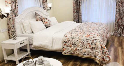 Upani Cottages Room Type - Deluxe room with bathtub