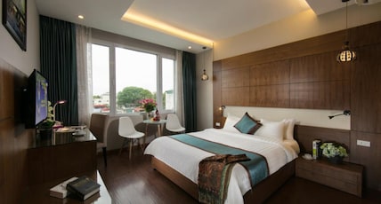 Bonne Nuit Hotel and Spa Hanoi Room Type - Deluxe Double or Twin Room with City View Bonne Nuit Hotel and Spa Hanoi Room Type - Deluxe Double or Twin Room with City View