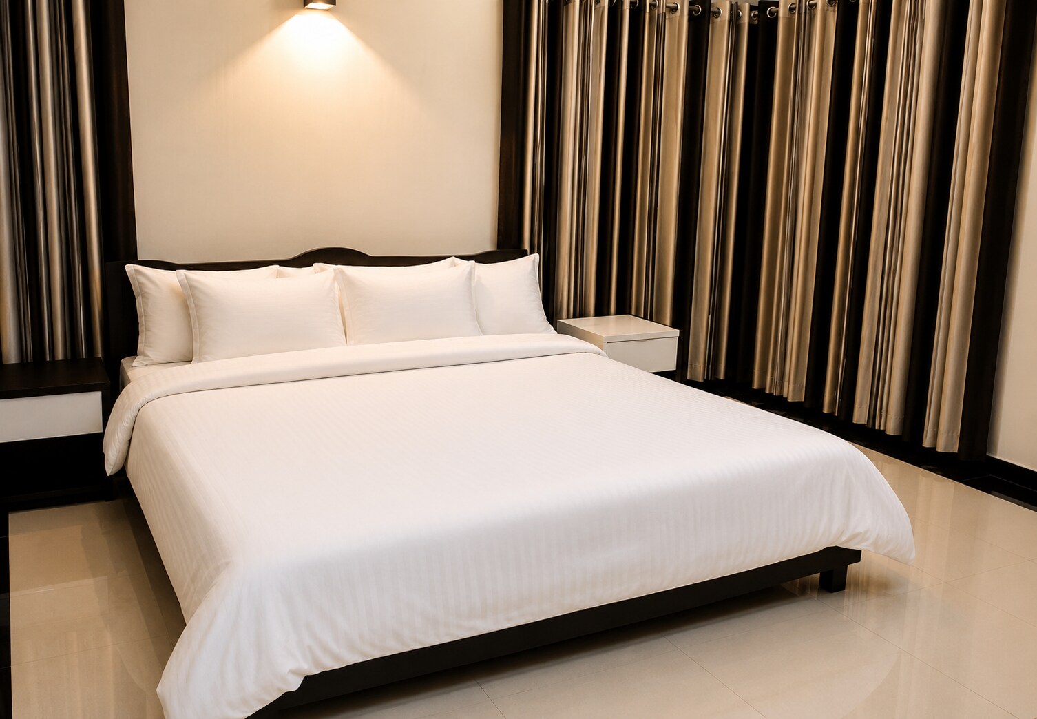 Garuda Suites | Rooms and Apartments - Tap to explore photos
