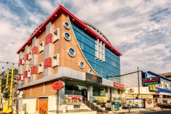 Thaneegai. Residencey