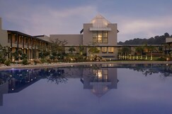 Tiger Palace by Soaltee