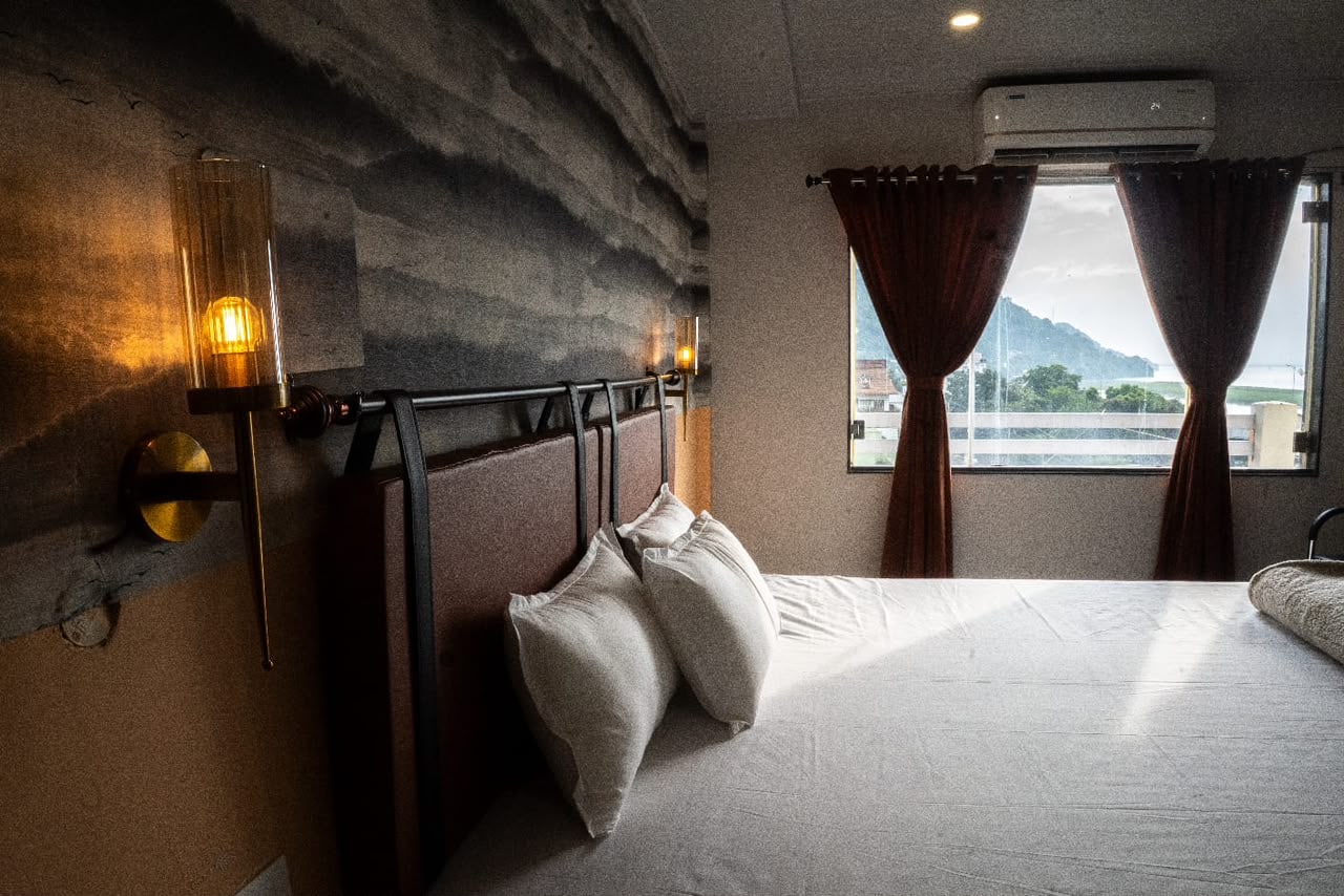 Divine View - 5BHK Apartment - Tap to explore photos
