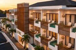Sore Suites at Pererenan by Betterplace
