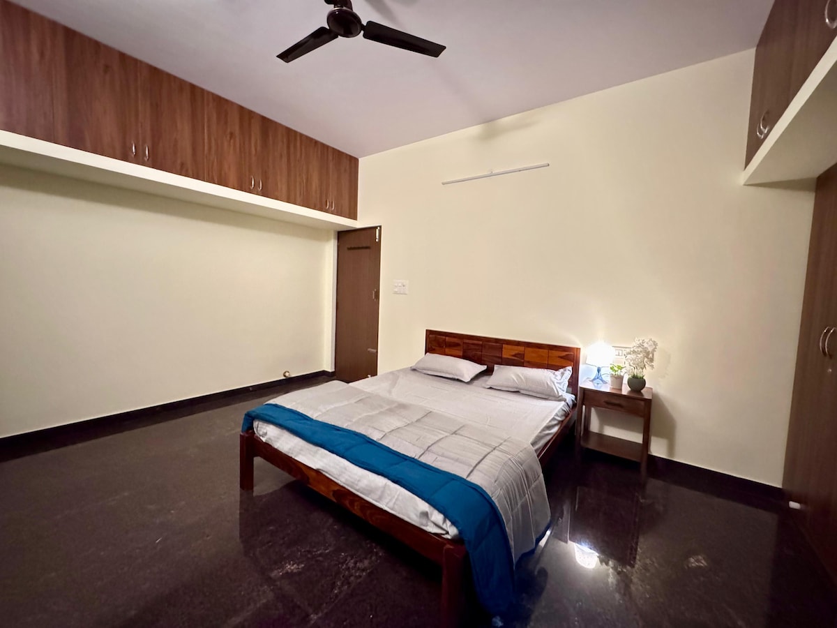 2BHK Premium Monarch The COVE by Butterfly - Tap to explore photos