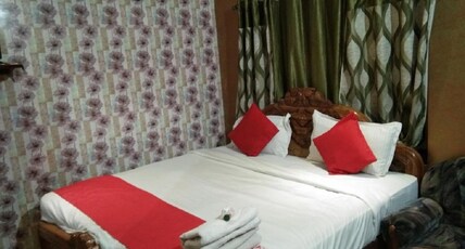 Hotel Rashmi Room Type - Standard Twin Room (Non Ac)