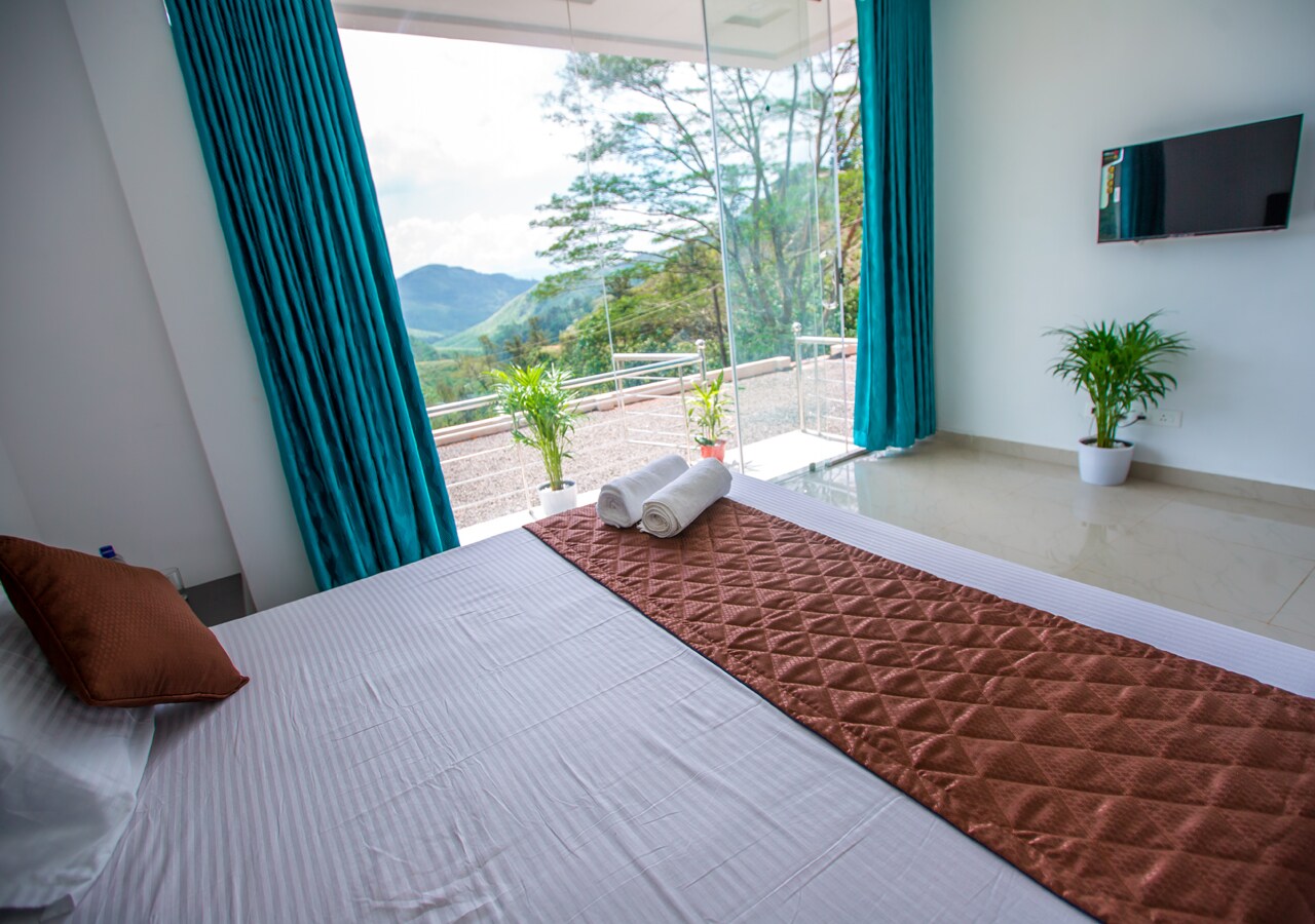 Hidden Valley Cottages Vagamon - Tap to explore photos