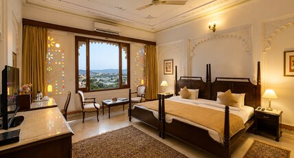 Raj Kuber  A Boutique Lake View Hotel Room Type - Luxury Lake View Room