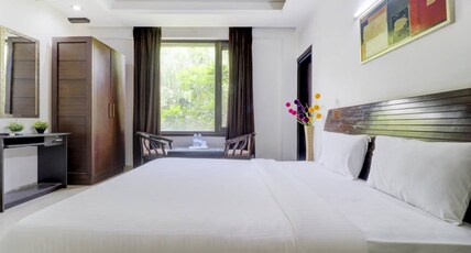 Blue Moon Residency Hotel & Restaurant Room Type - Executive Room