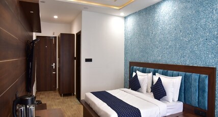 Hotel Lucky Inn Room Type - Deluxe Room