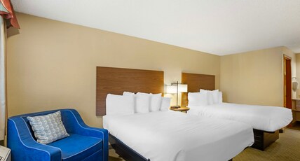 Best Western Shadow Inn Room Type - 2 Queen Beds, Non-Smoking, Microwave And Refrigerator, Full Breakfast