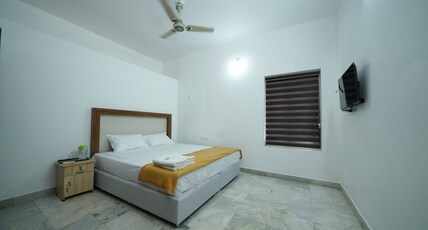 Sarovaram Inn Room Type - Standard Non Ac
