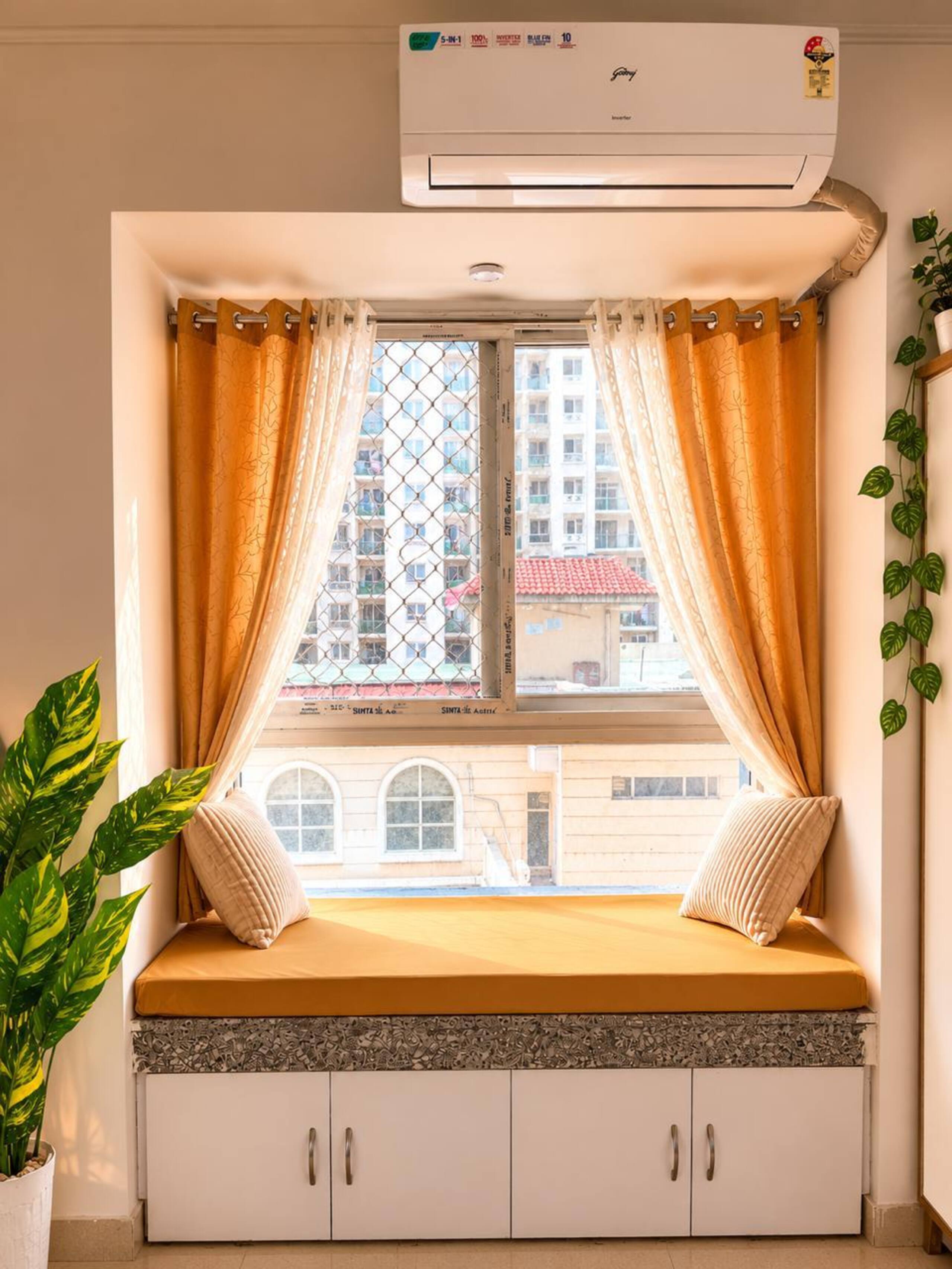 Avaason Luxuries Co stay with a family - Tap to explore photos