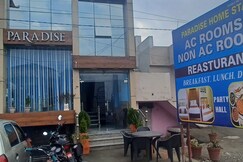 JK Praradise Homestay