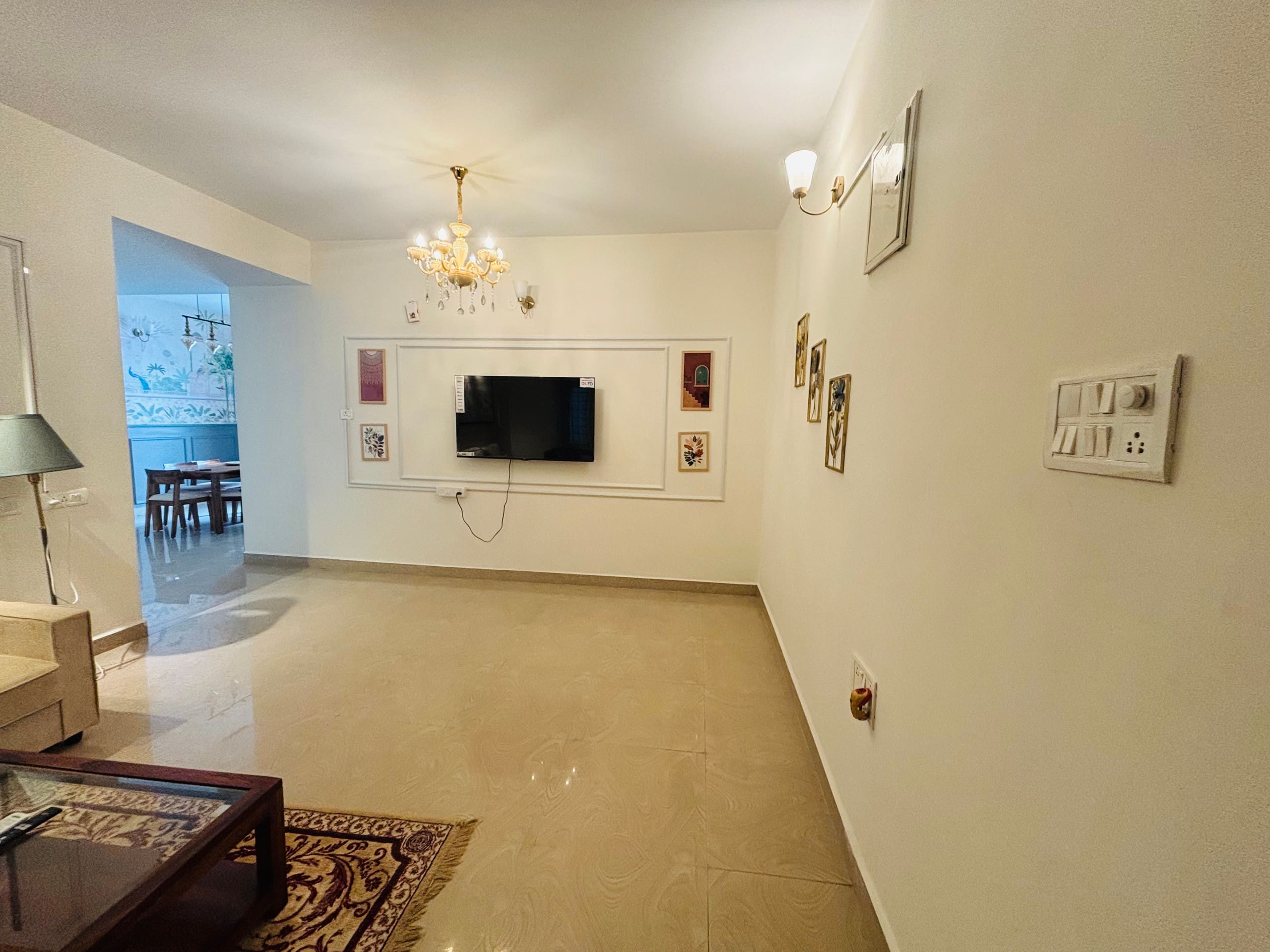 Cozy 3BHK in Banjara Hills - Tap to explore photos