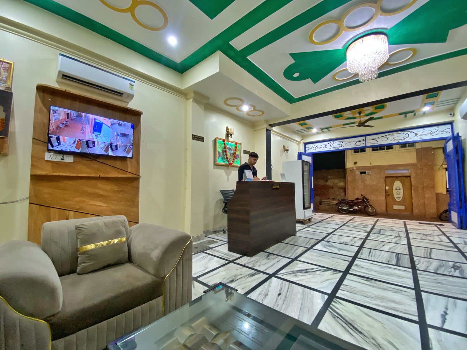 Main gallery