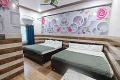 K.D Dham-Near Prem mandir