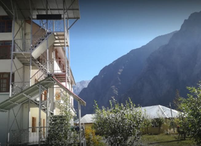 Padma lodge and cottages - Tap to explore photos