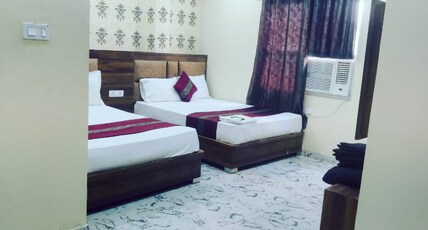 Hotel Raghubeer Temple Room Type - Family Suite Room with City view