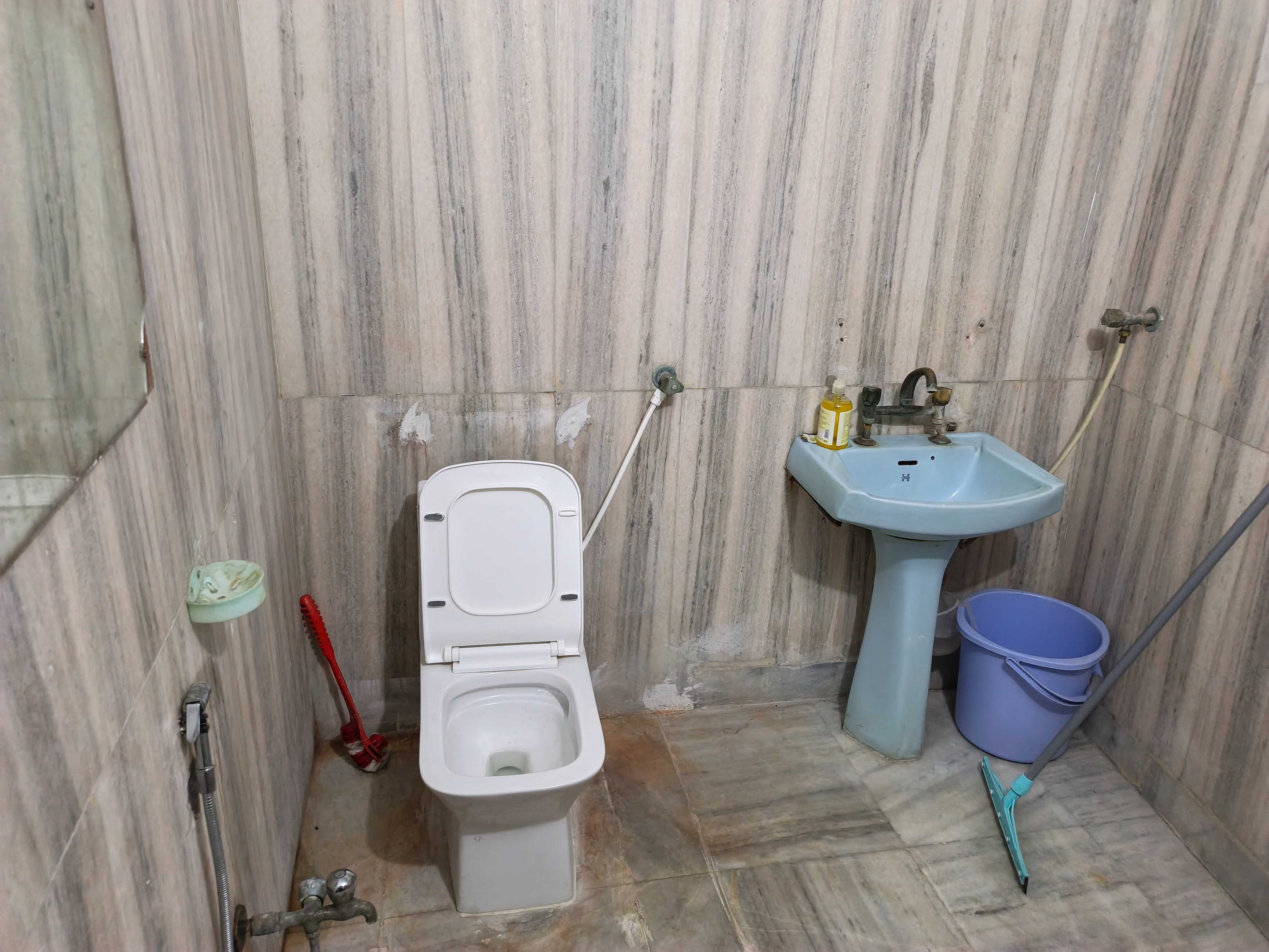 Hotel O Durgesh Guest House - Tap to explore photos