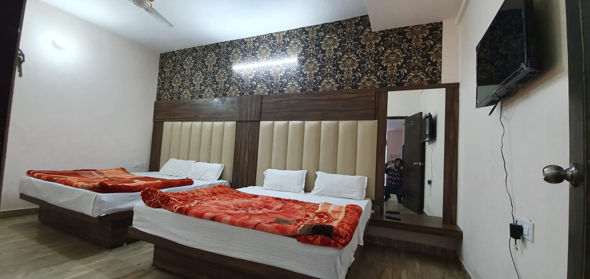 A1 Hotel Amritsar - Tap to explore photos