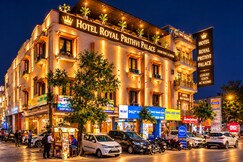 Hotel Prithvi Palace Near GZB Railway Station