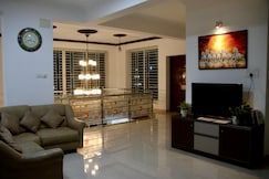 Vinayaka House   A Luxurious Duplex Home