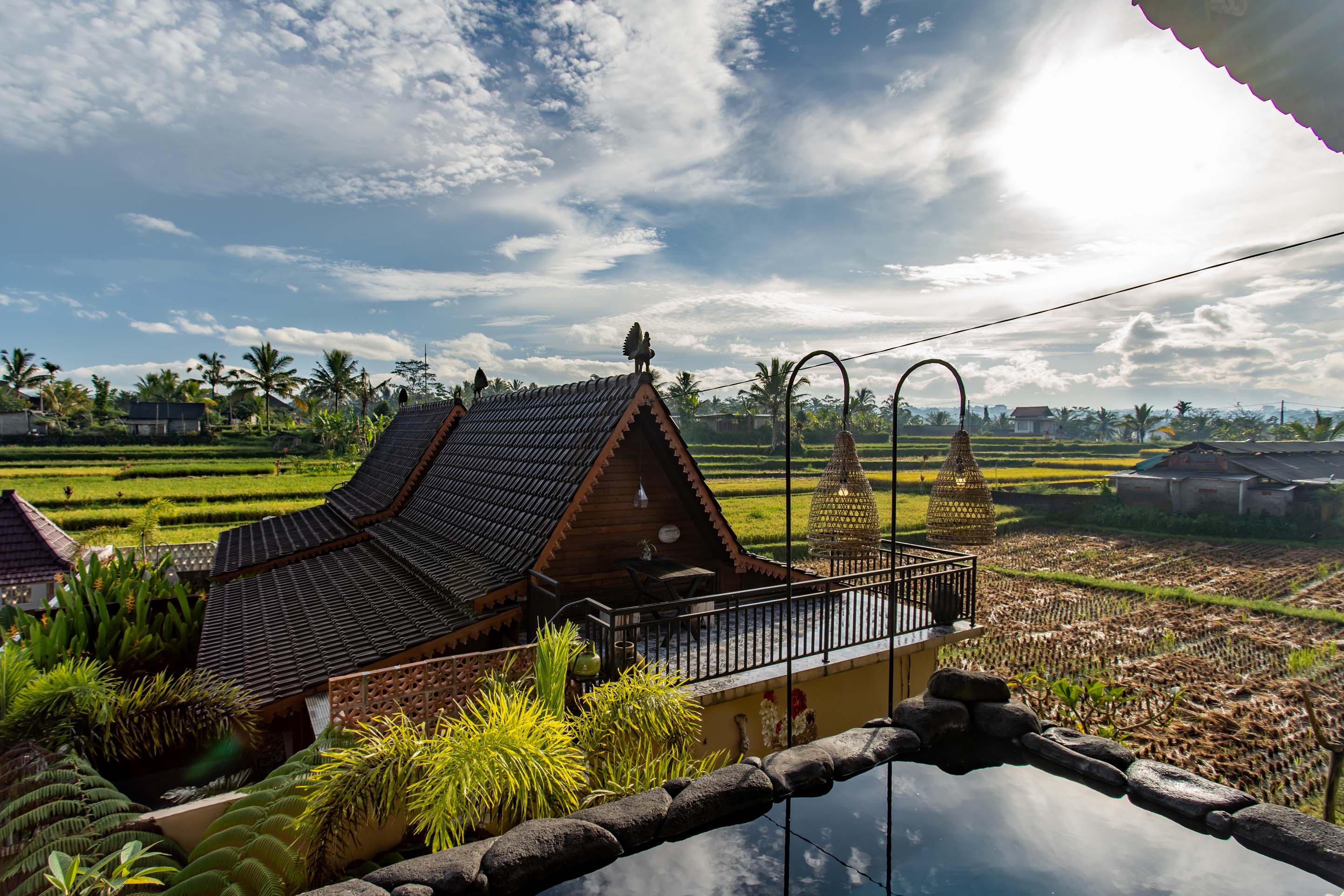 Barong Bali Villa - Tap to explore photos