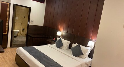 THE MAPLE LEAF (A unit of BO Hotels by Spree Hotels) Room Type - Executive Suite