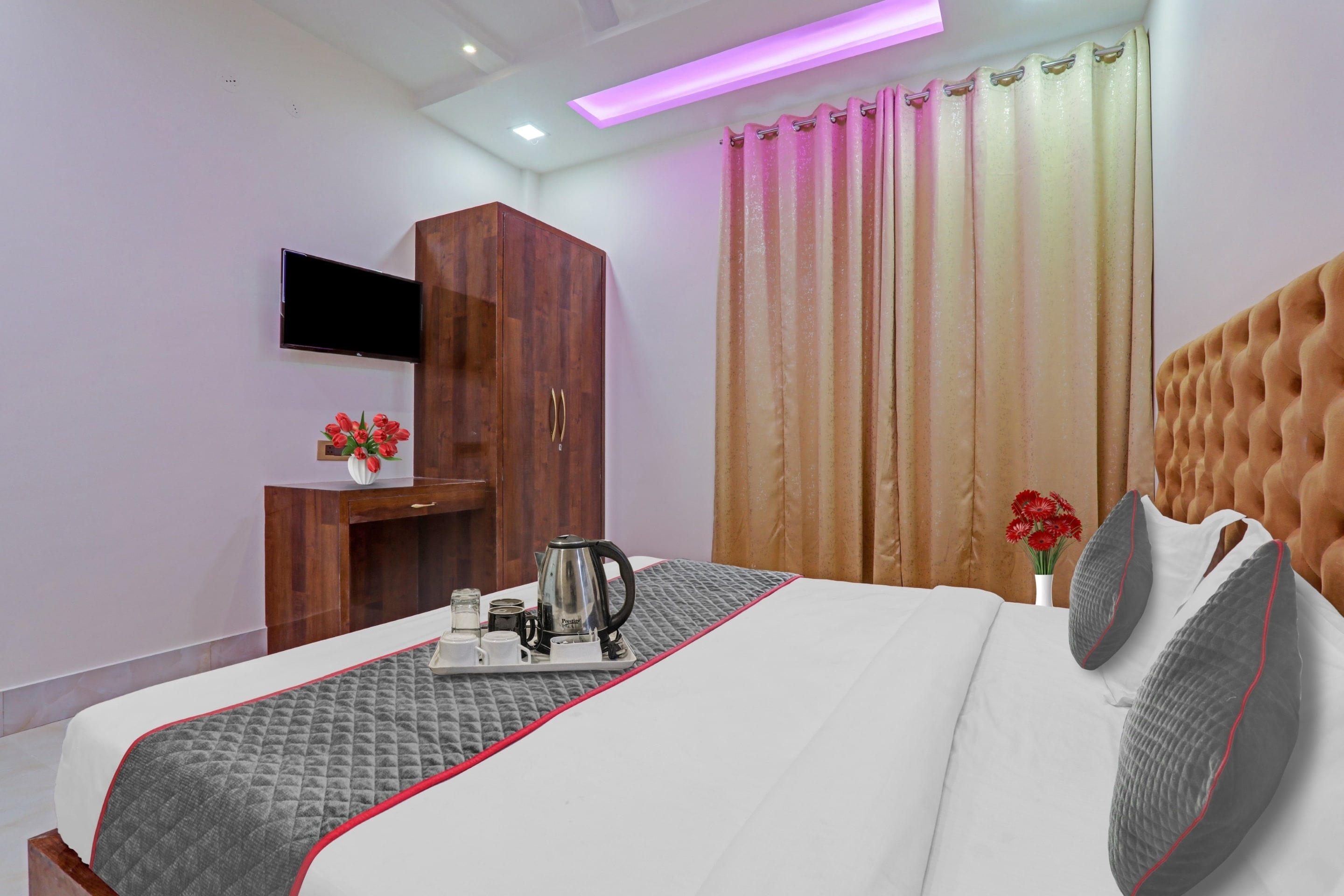 Townhouse Hotel Spotlight - Tap to explore photos