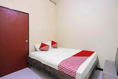 Hotel O Kartika Guest House SyariahNearPantai Stres