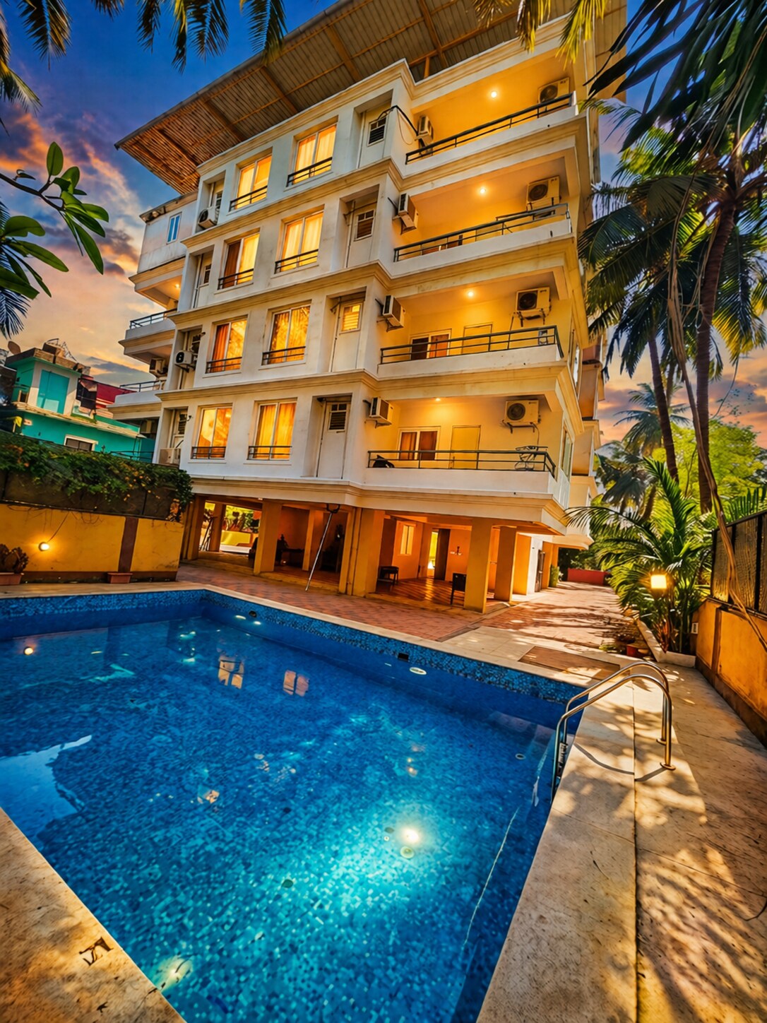 2 BHK with pool and caretaker in Calangute - Tap to explore photos
