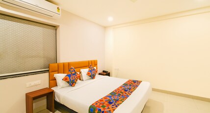 FabHotel The CB Grand - Gachibowli Stadium & DLF, Gachibowli Room Type - Deluxe Room