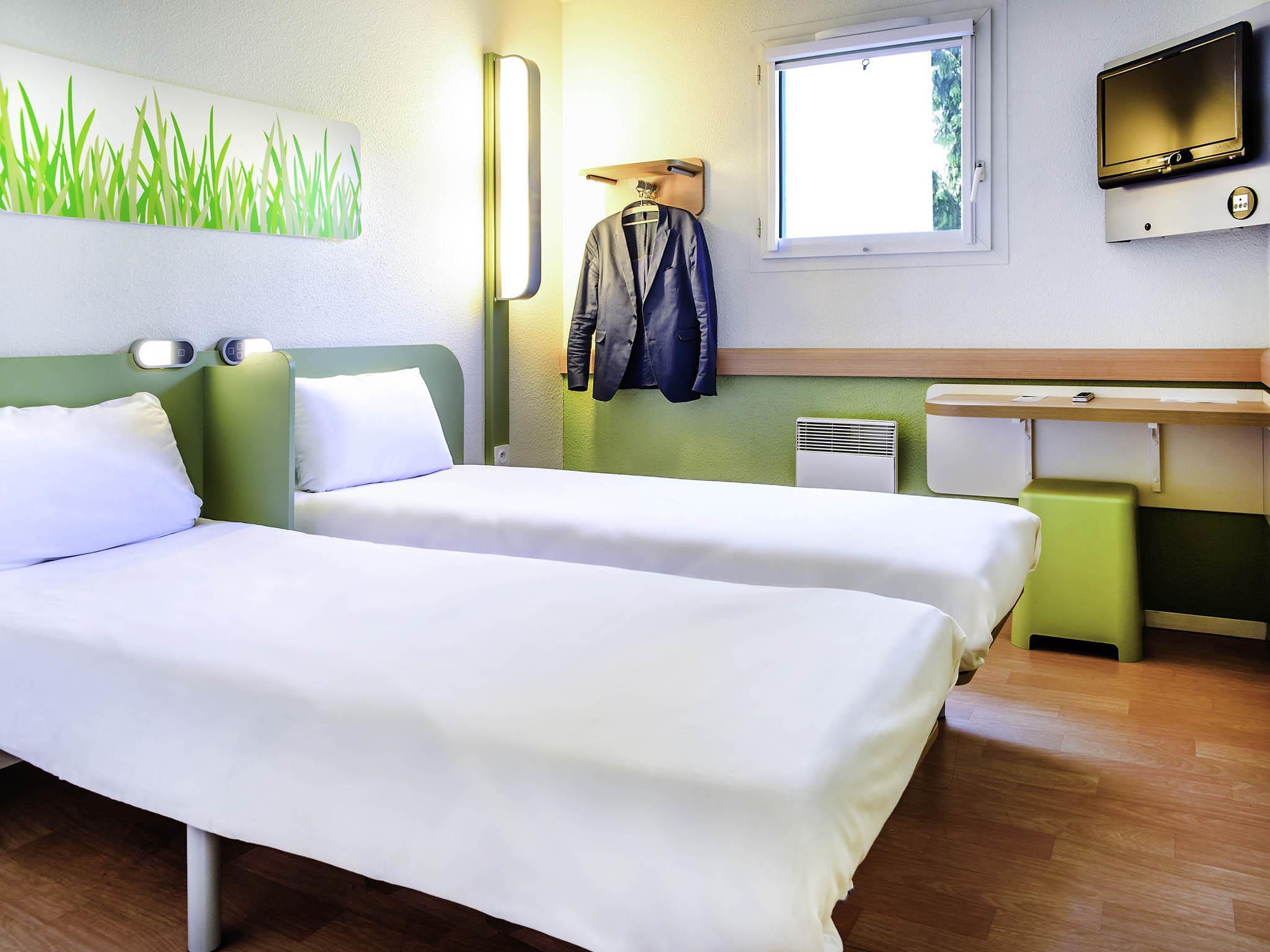 ibis budget Valenciennes Petite For - Tap to explore photos