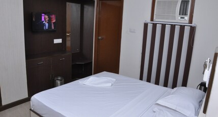 Hotel Mukesh Bar and Restaurant Room Type - Deluxe AC Room