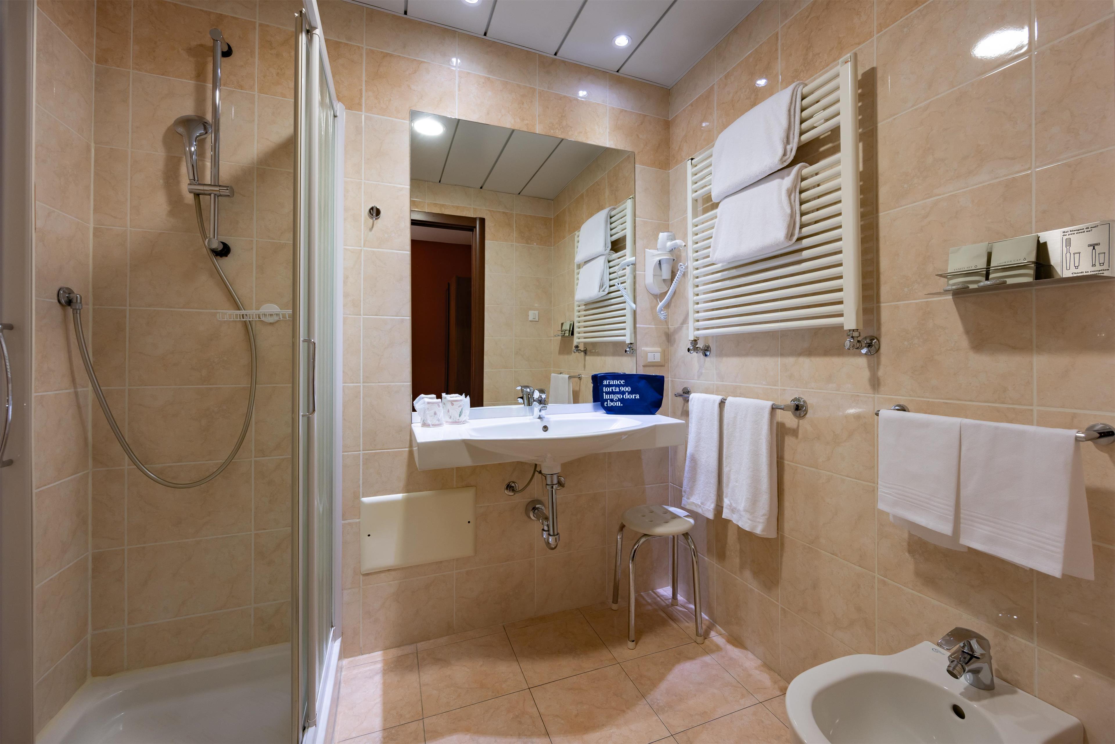 La Villa, Sure Hotel Collection by Best Western - Tap to explore photos