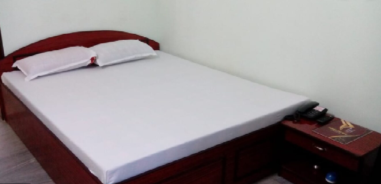 Hotel Ellora - Tap to explore photos