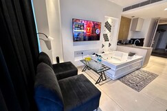 High Rise Luxe Studios at M3M One Key
