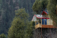 Bastiat Stays | Enchanting Treehouse Sky Jacuzzi