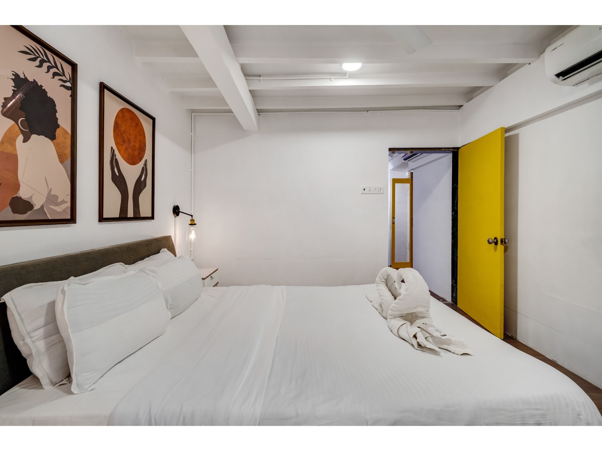 Sofia 1BHK in Bandra W by Squareone Stays - Tap to explore photos