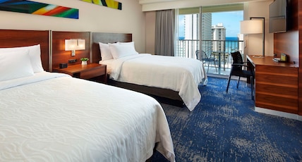 Hilton Garden Inn Waikiki Beach Room Type - 2 DBL 1 RM HEARING ACC STE