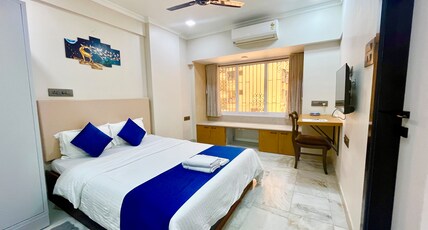 Zenith Homes - Powai Suites Room Type - Double Room with Private Bathroom - Zenith Prime